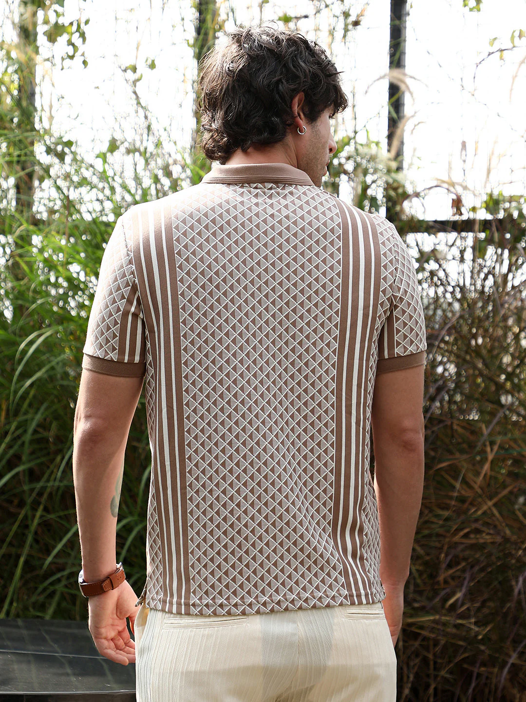 Gradient-Geometric Jacquard Polo T-Shirt - Image 4