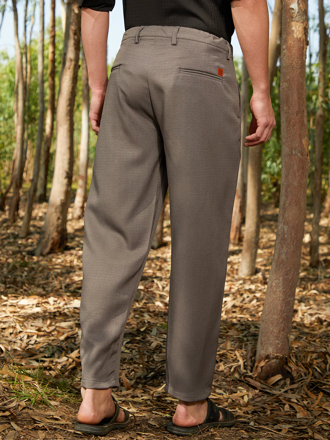 Lightweight - Tailored Linen-Blend Trousers - Image 4