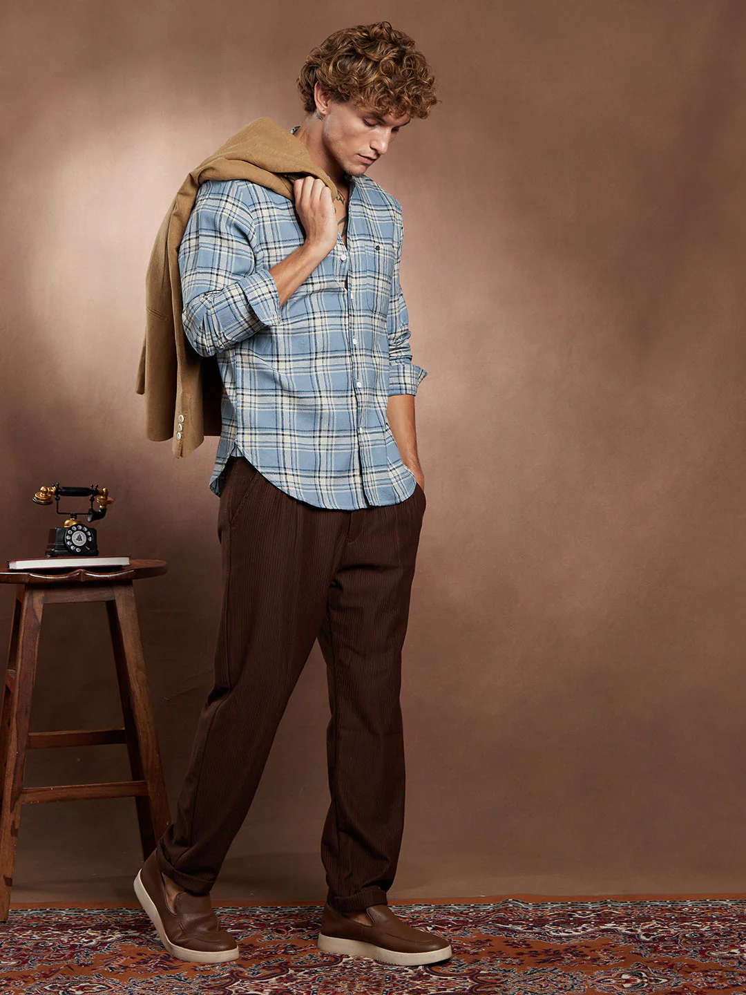 Shadow-Graph Regular Shirt - Image 6