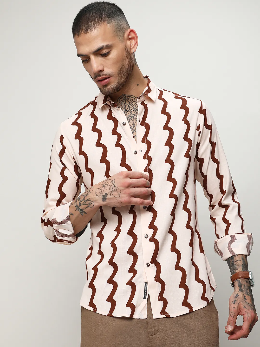 Contrast Paint Lines Shirt - Image 2