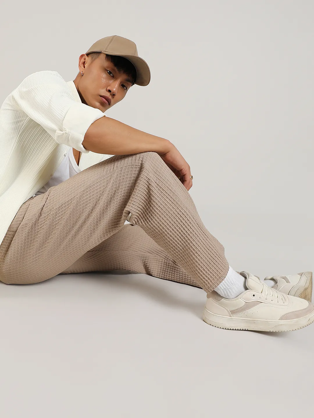 Lightweight - Textured Graph Check Trousers - Image 8