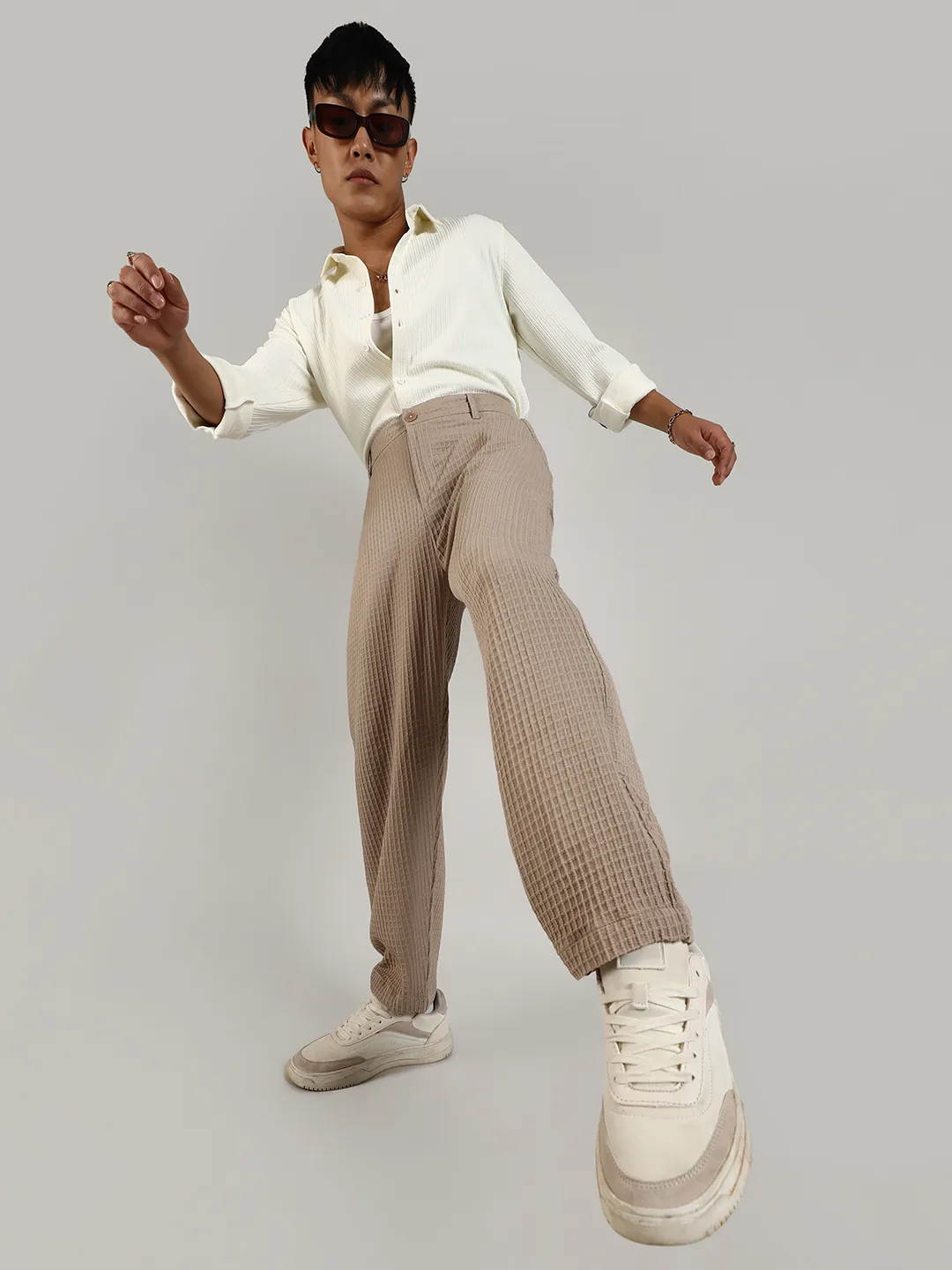 Lightweight - Textured Graph Check Trousers - Image 6