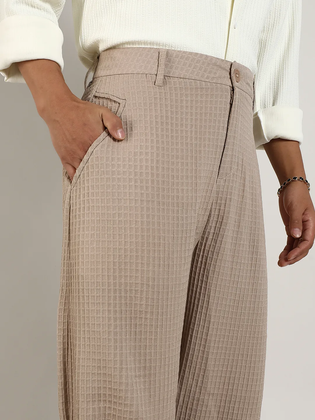 Lightweight - Textured Graph Check Trousers - Image 7