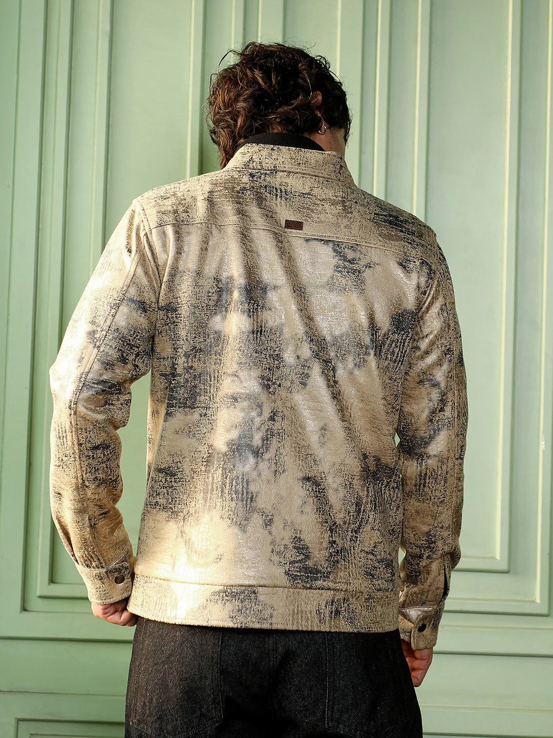 Reptilia-Jacquard Zip-Front Jacket - Image 4
