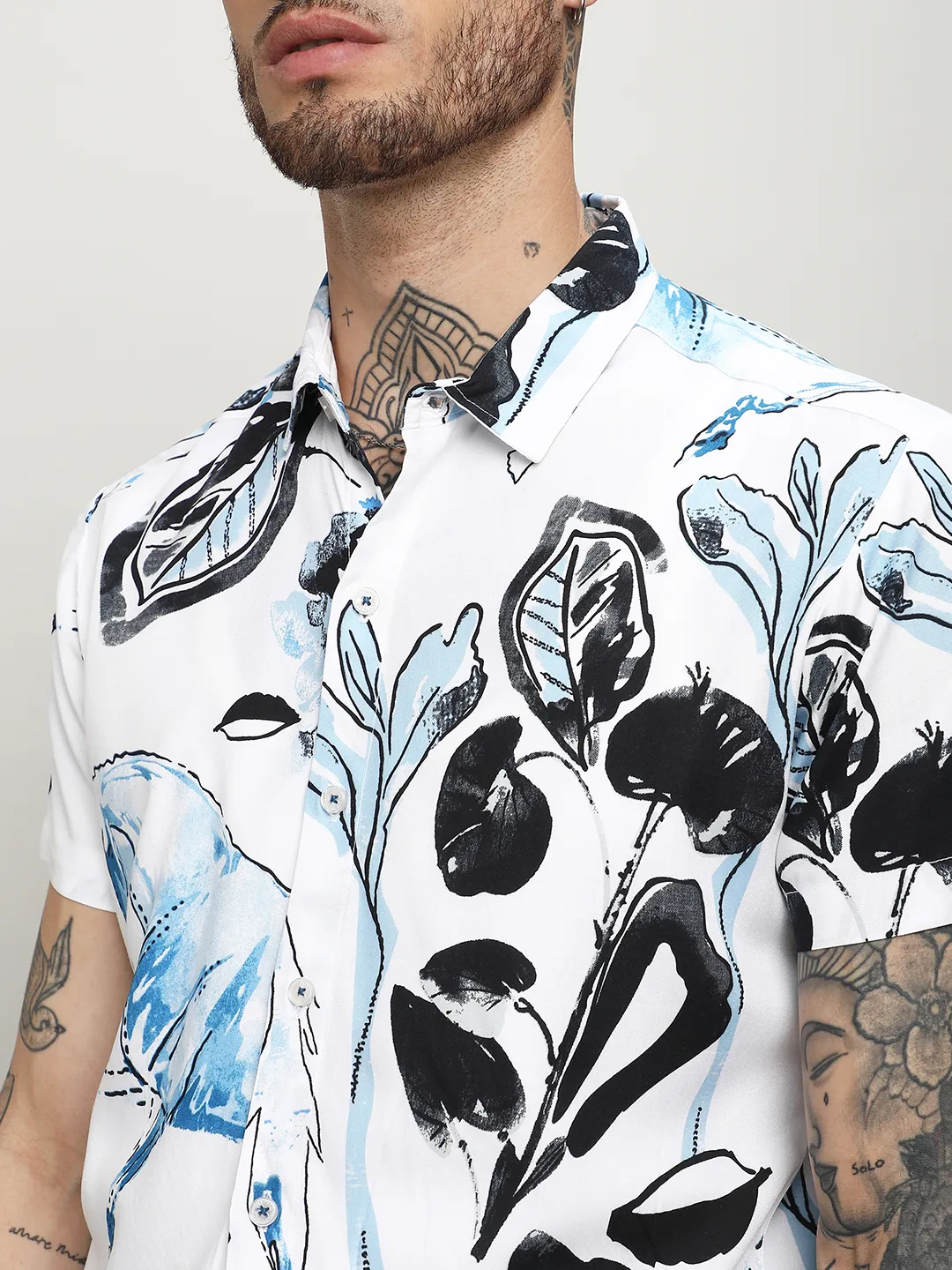 Foliage Horse Shirt - Image 7