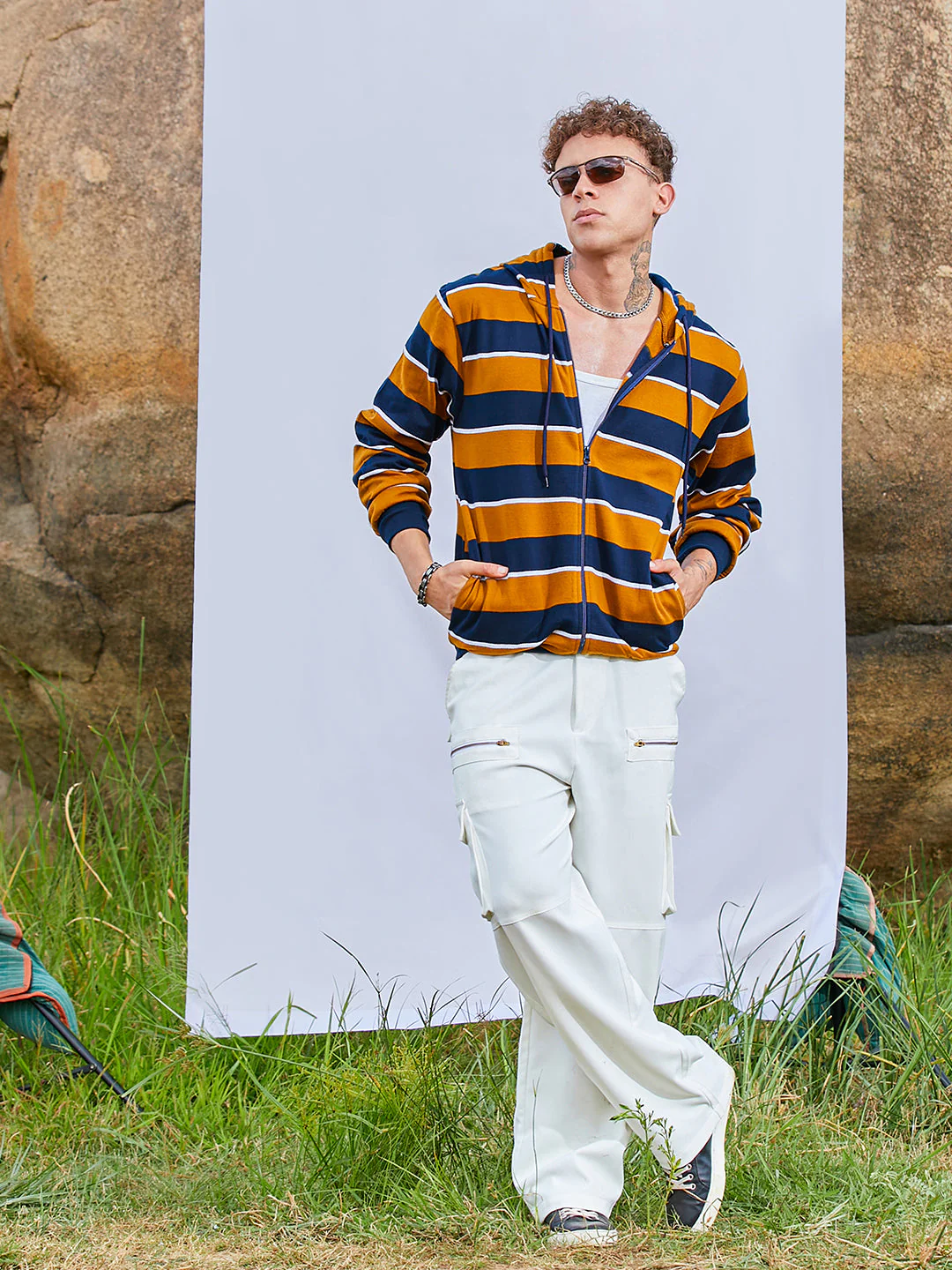Men's Horizontal Striped Zip-Front Hoodie - Image 6