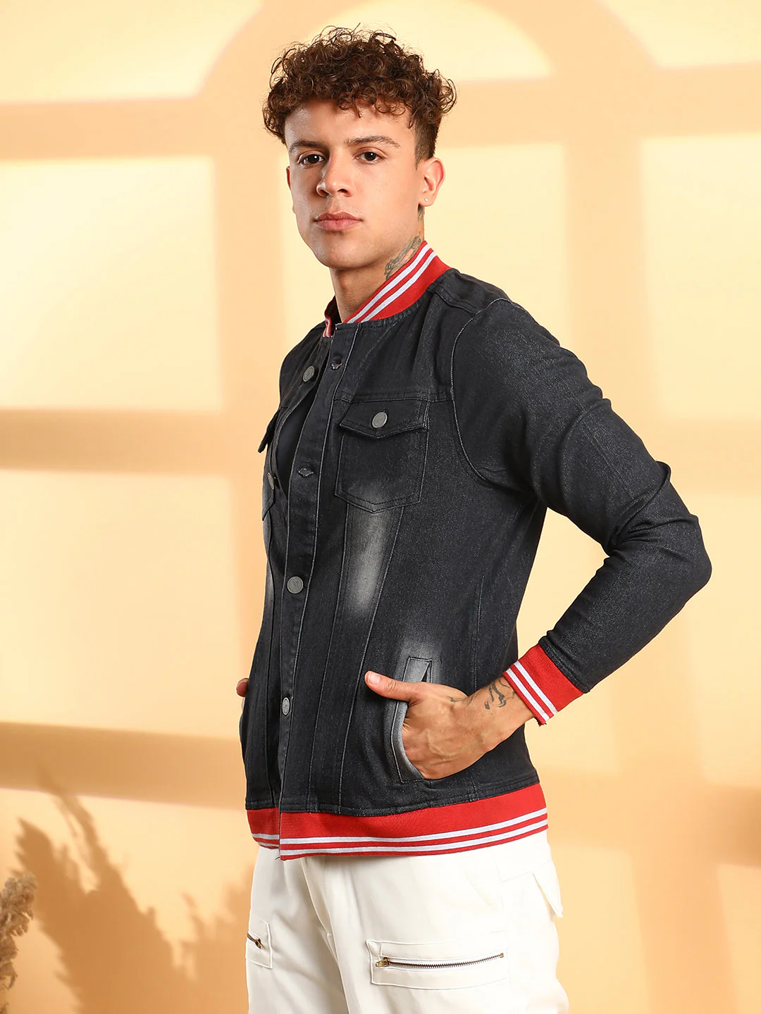 Dark-Wash Denim Jacket With Contrast Hem - Image 3