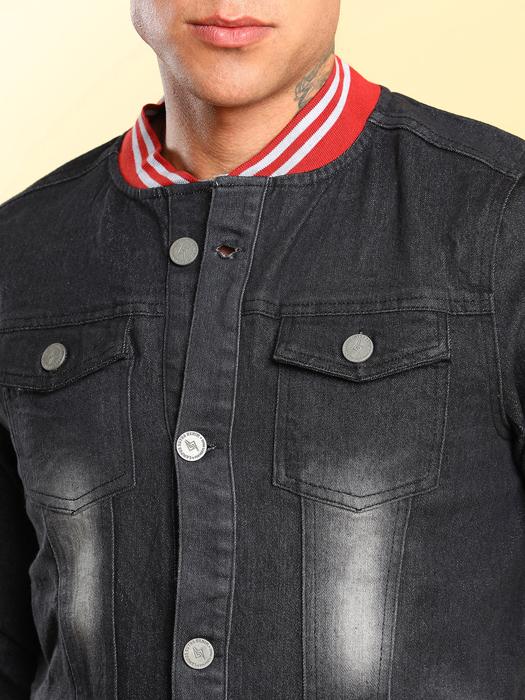 Dark-Wash Denim Jacket With Contrast Hem - Image 7