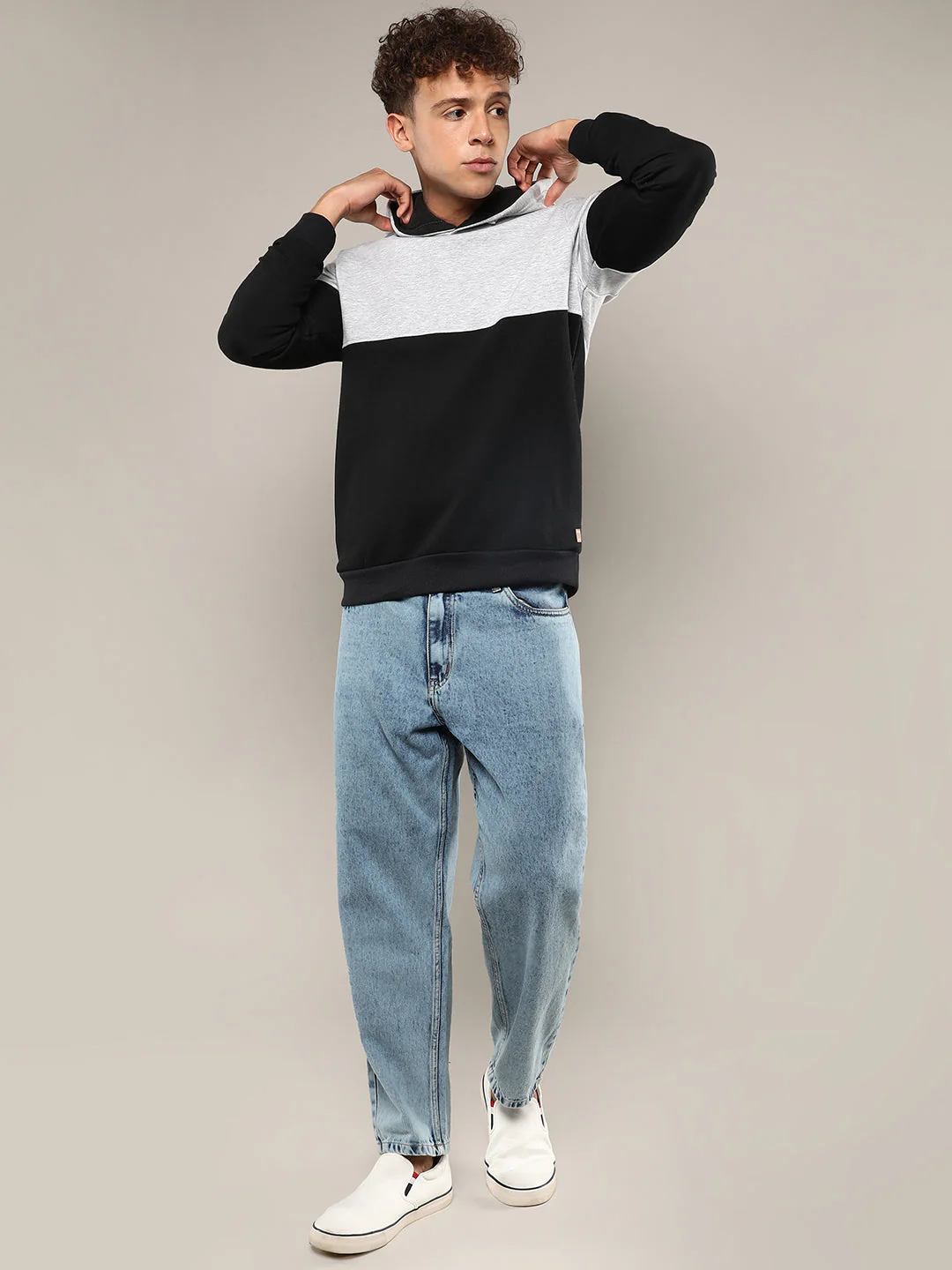 Pullover Hoodie With Ribbed Hem - Image 5