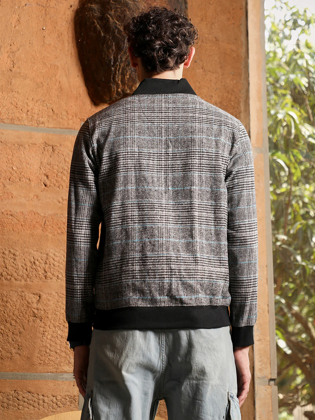 Tartan Plaid Jacket With Ribbed Hem - Image 10