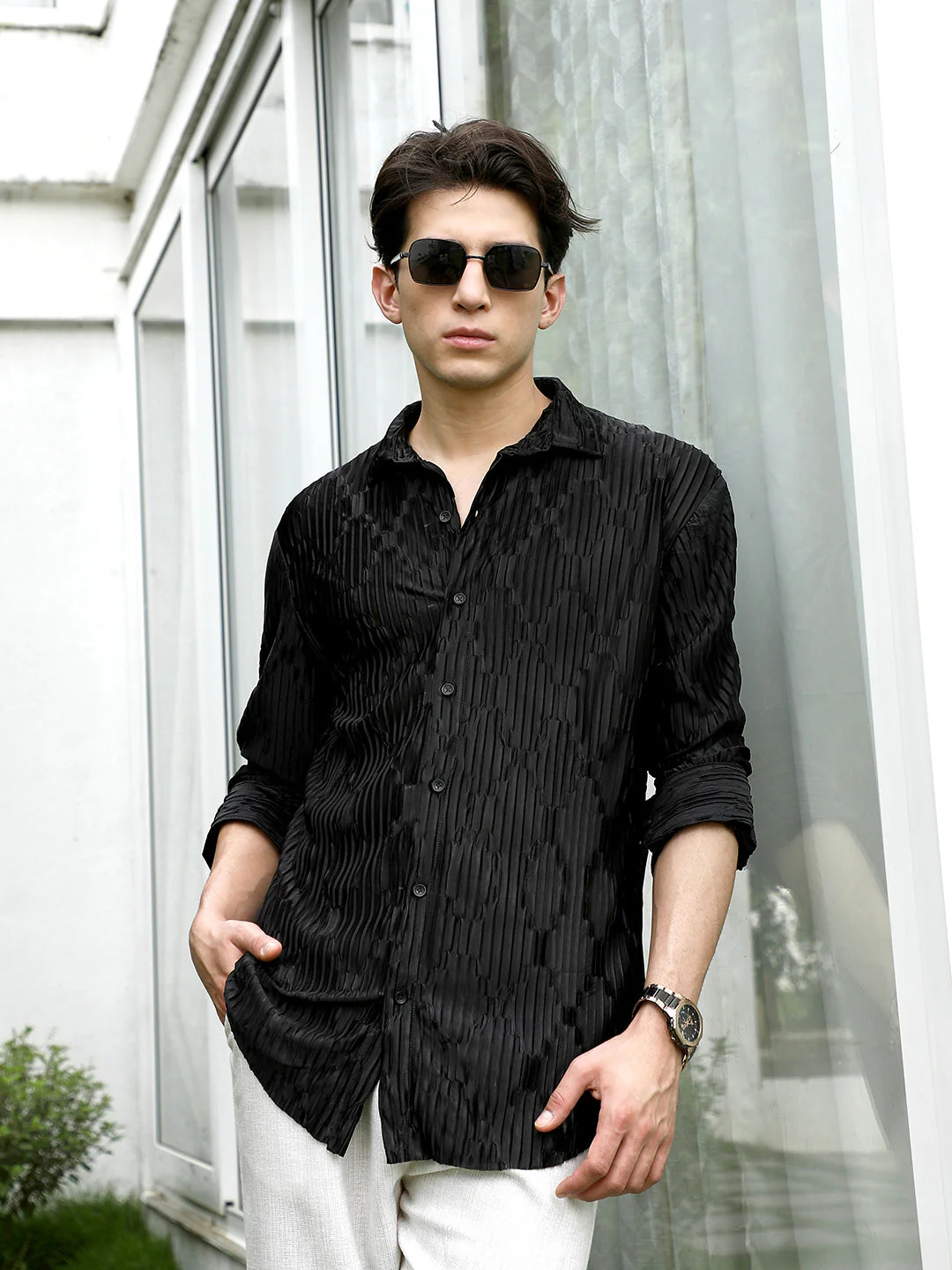 Black Textured Slim Fit Shirt With Semi-Spread Collar