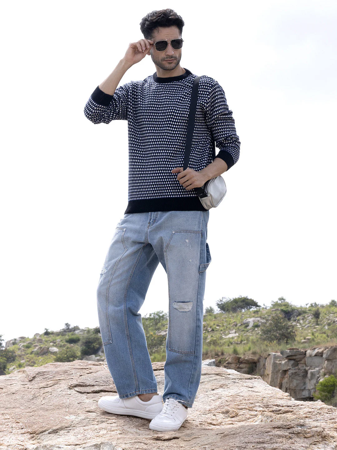 Contrast Textured Knit Sweater - Image 5