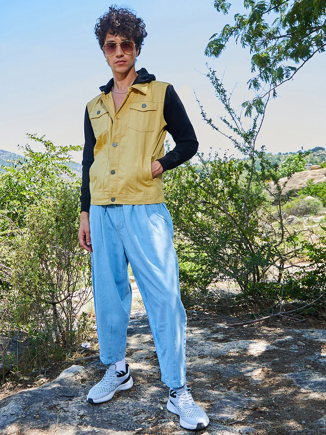 Light-Wash Denim Jacket With Sweatshirt Sleeve - Image 6