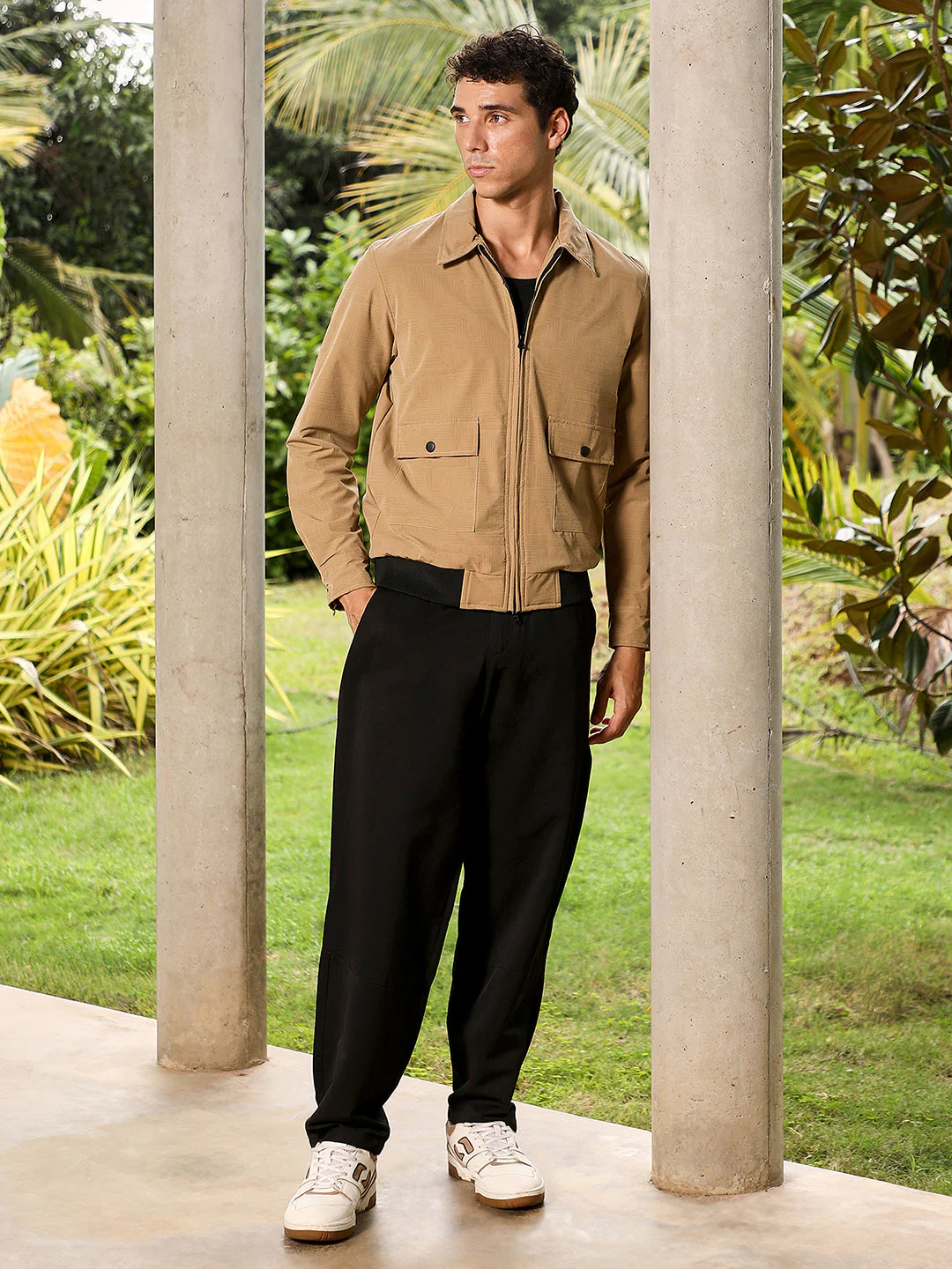Zip-Front Geometric-Jacquard Jacket - Image 5