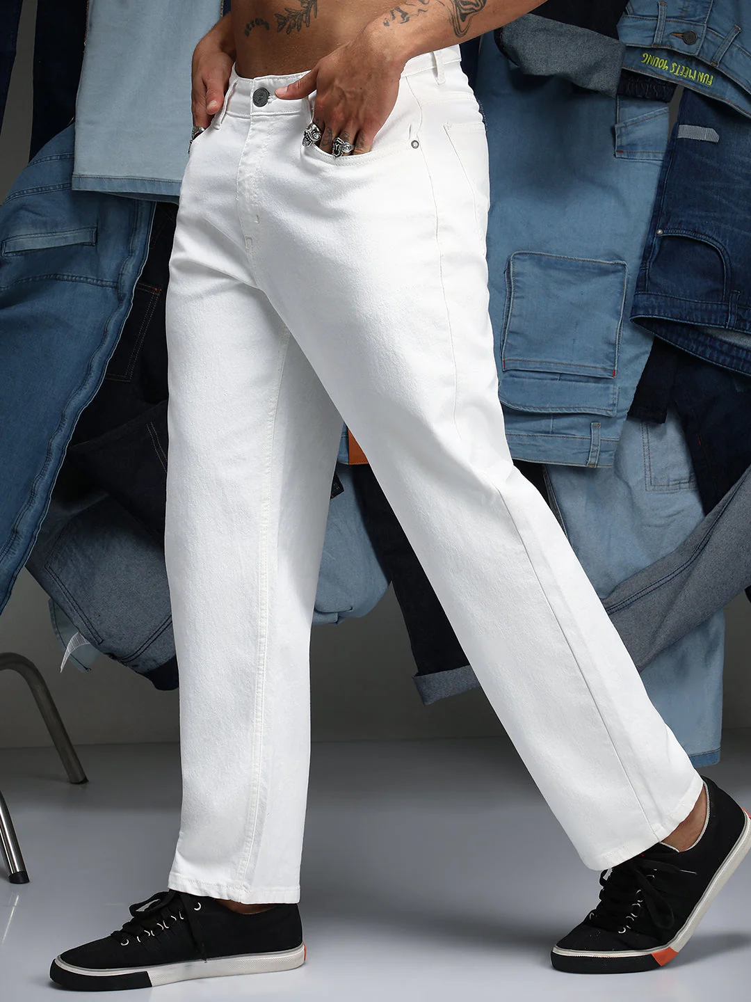 Relaxed Low-Waist Denim Jeans - Image 3