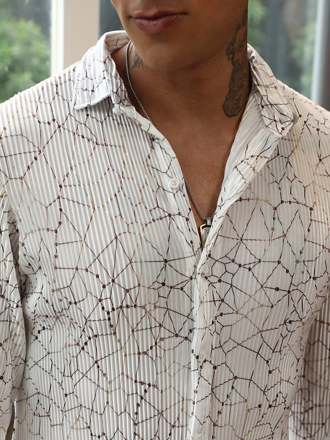 Veined-Pleated Shirt - Image 7