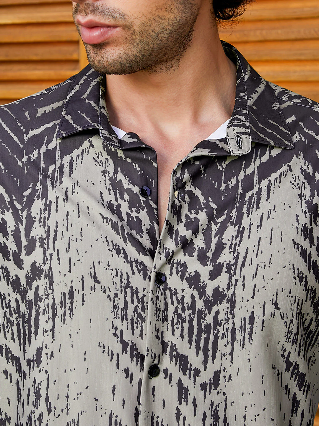Faded-Chevron Imprint Shirt - Image 7