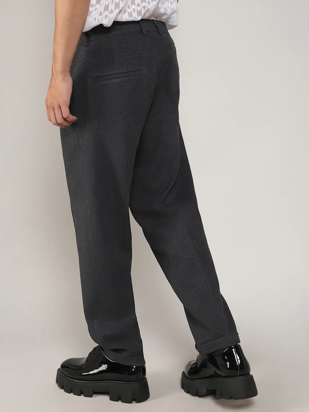 Lightweight - Tailored Linen-Blend Trousers - Image 3