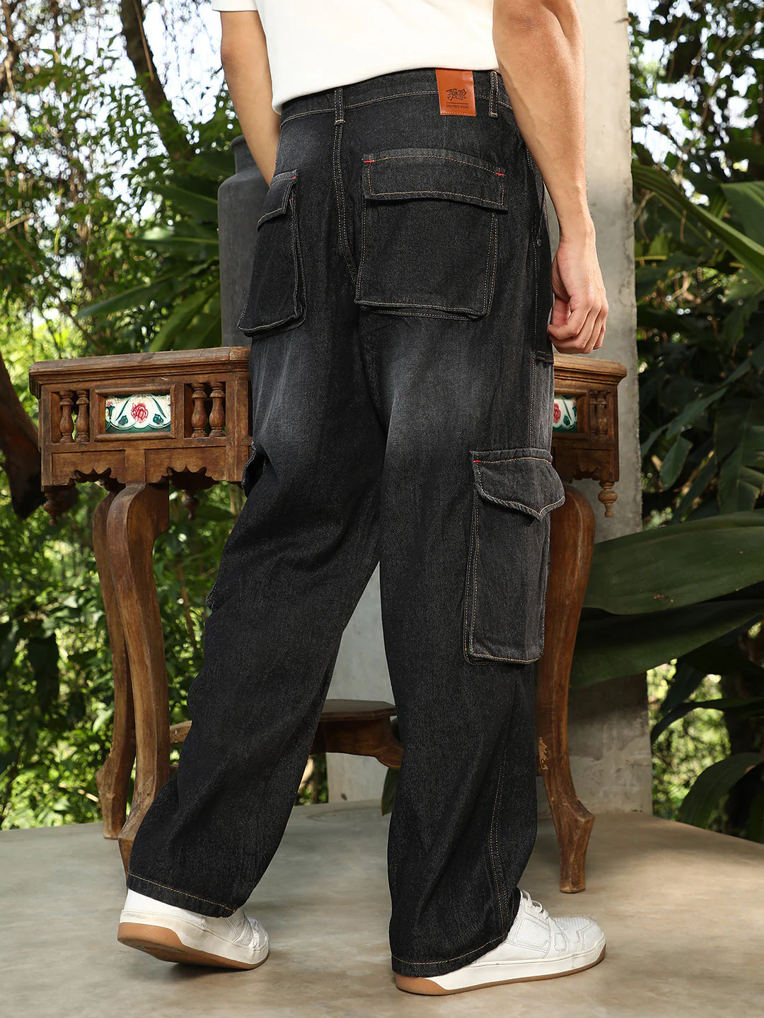 Washed Carpenter-Utility Denim Jeans - Image 4