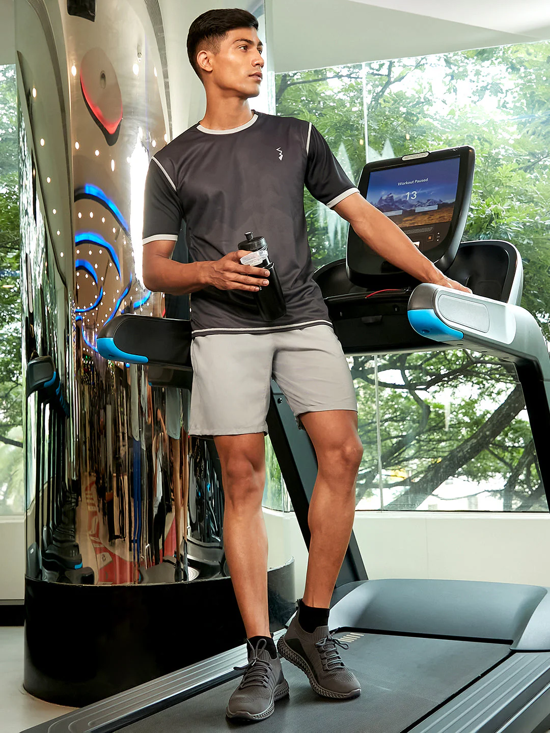 Geometric Activewear T-Shirt - Image 6