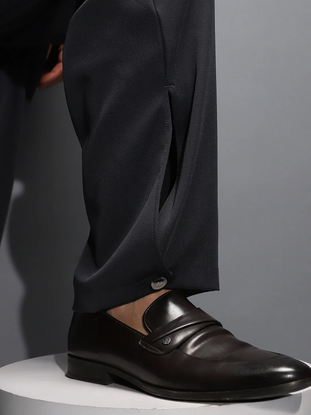 Lightweight - Pleated Cuffed Trousers - Image 8