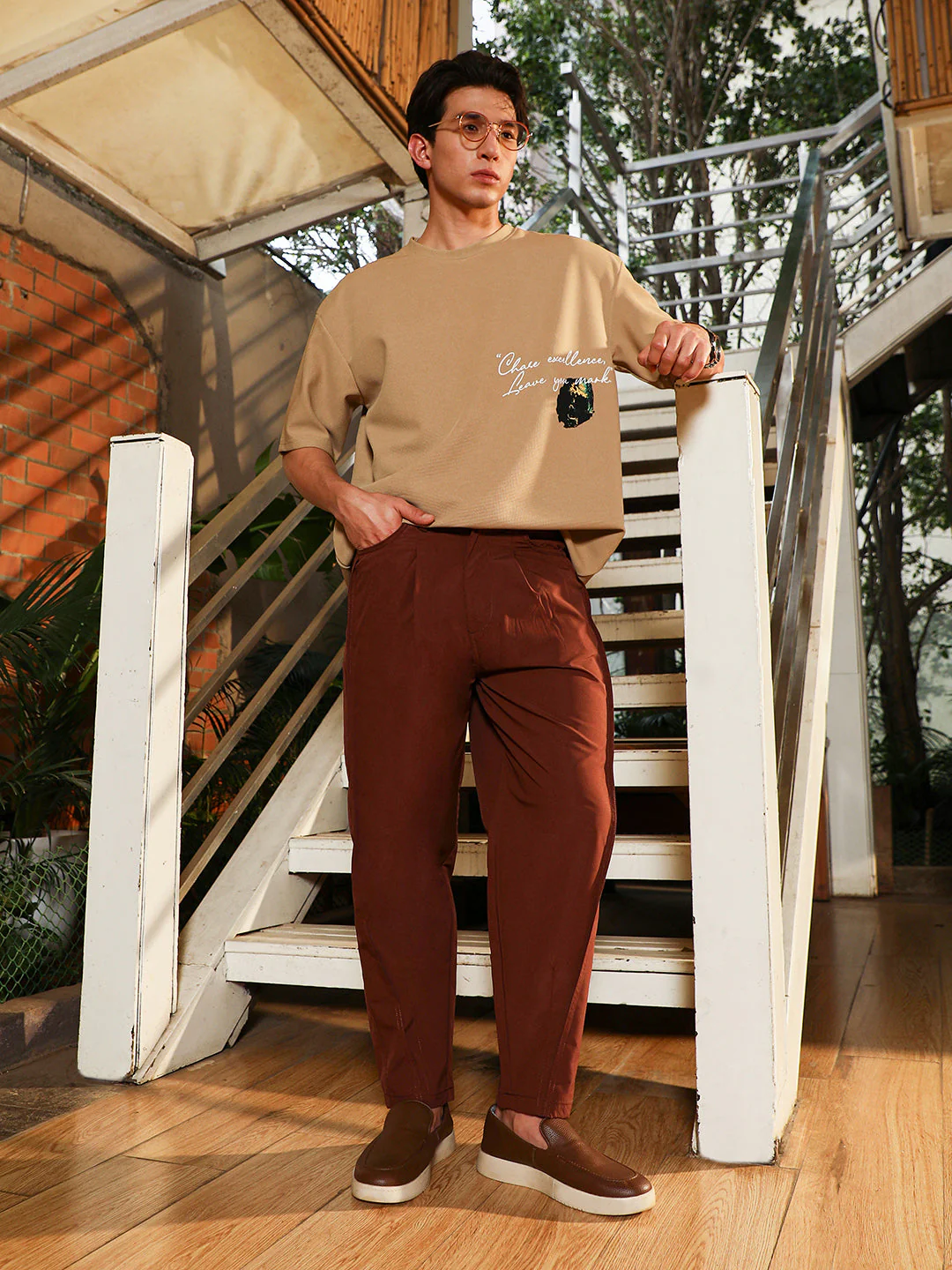 Light Weight - Pleated-Tapered Trousers - Image 6