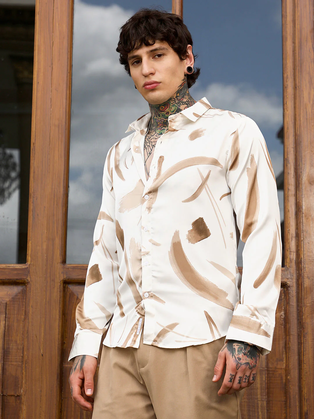 Contrast-Strokes Imprint Shirt - Image 2