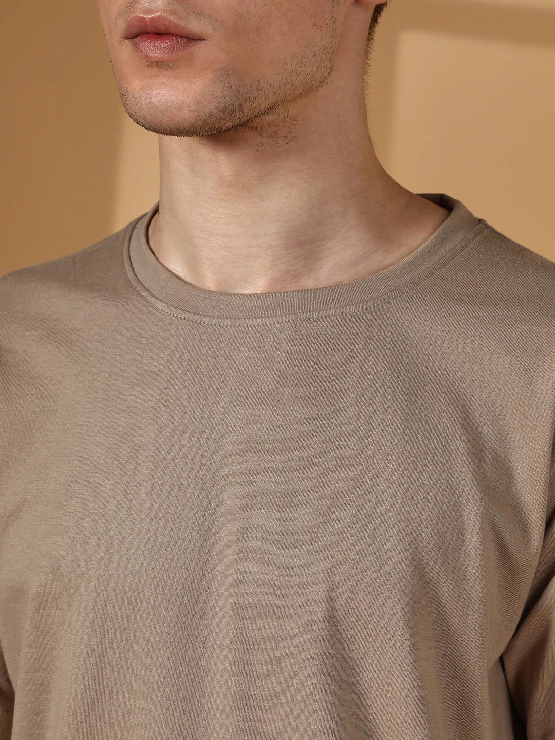 Solid Regular T-Shirt - Image 7