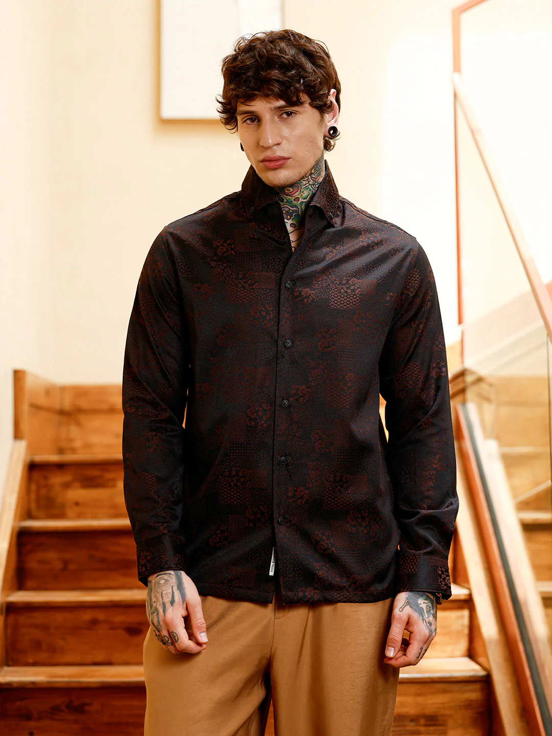 Dark-Tone Flora-Block Jacquard Shirt - Image 2