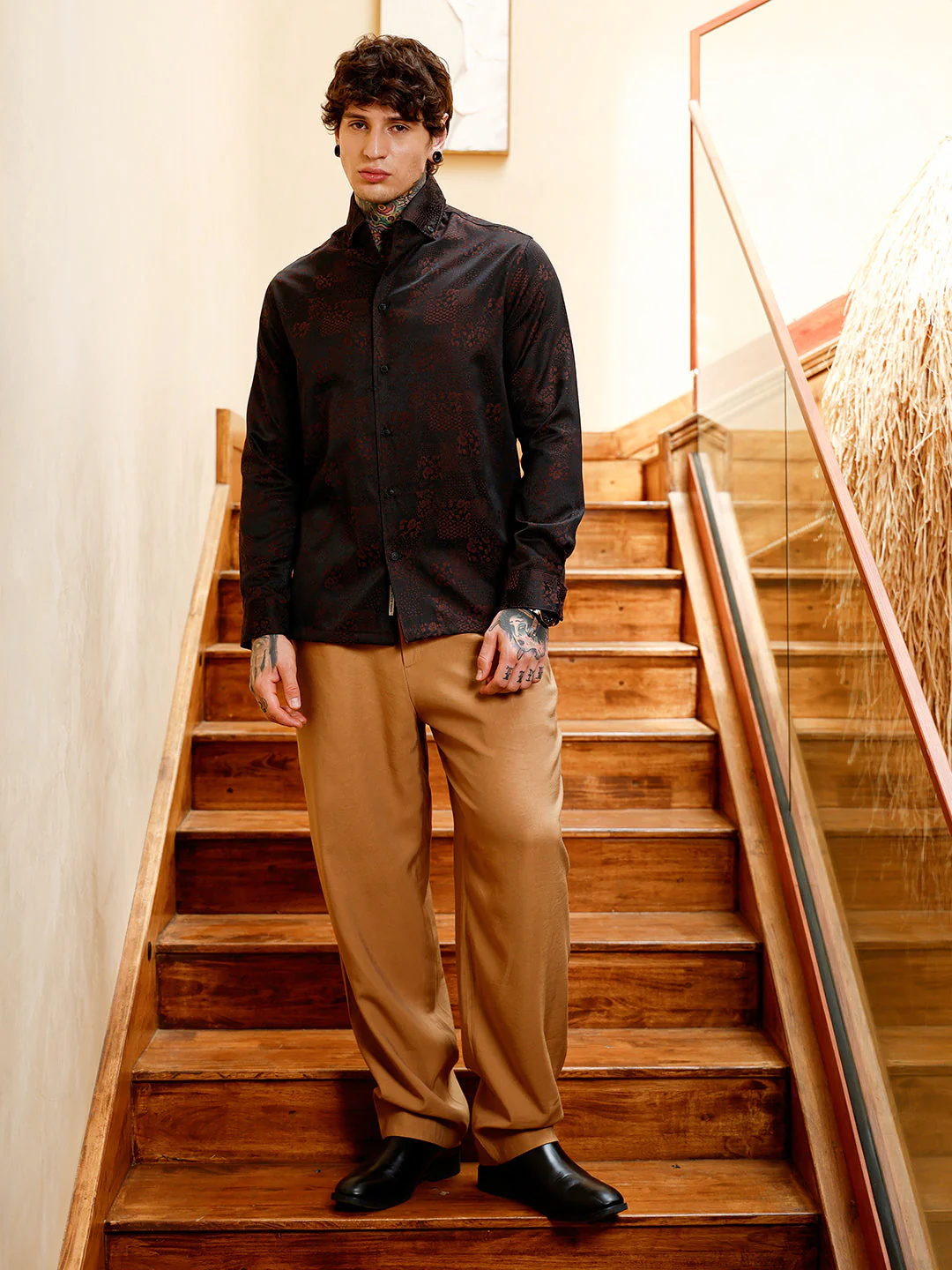 Dark-Tone Flora-Block Jacquard Shirt - Image 5