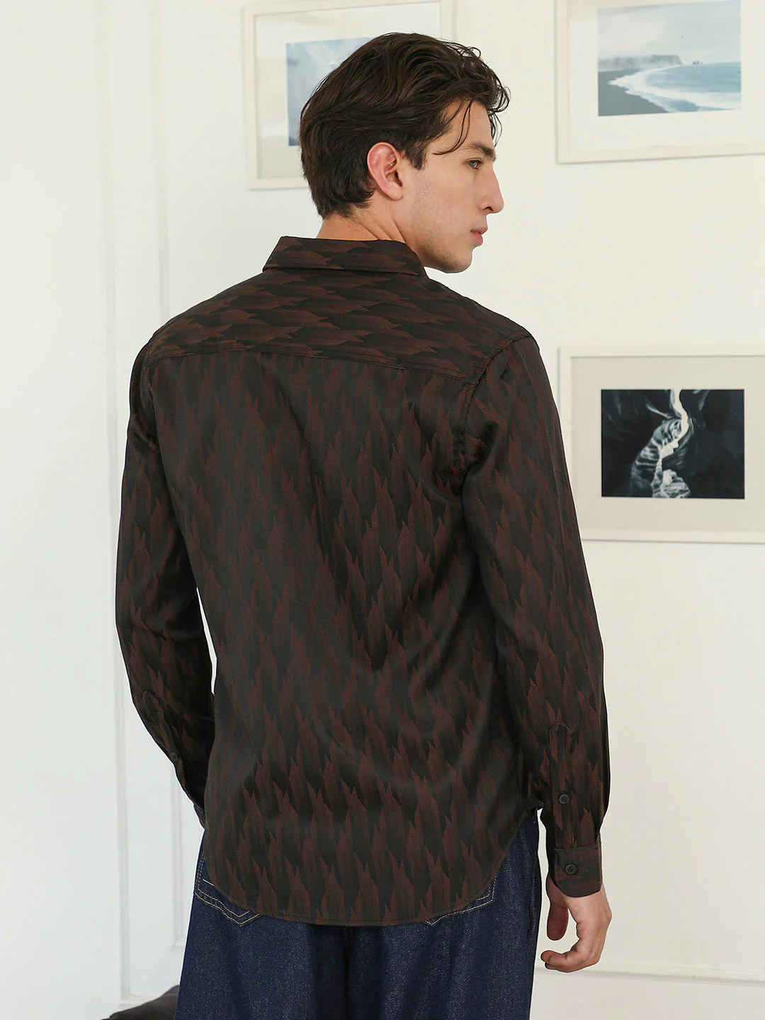 Gradient-Geometric Jacquard Shirt - Image 4