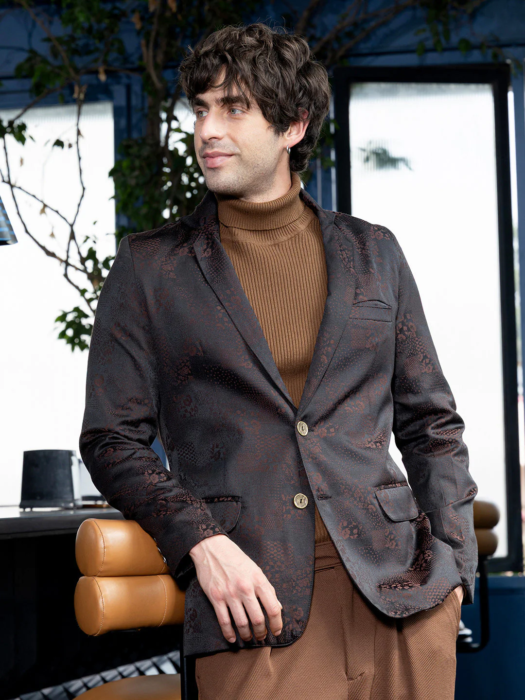 Tailored Flora-Block Jacquard Blazer - Image 3