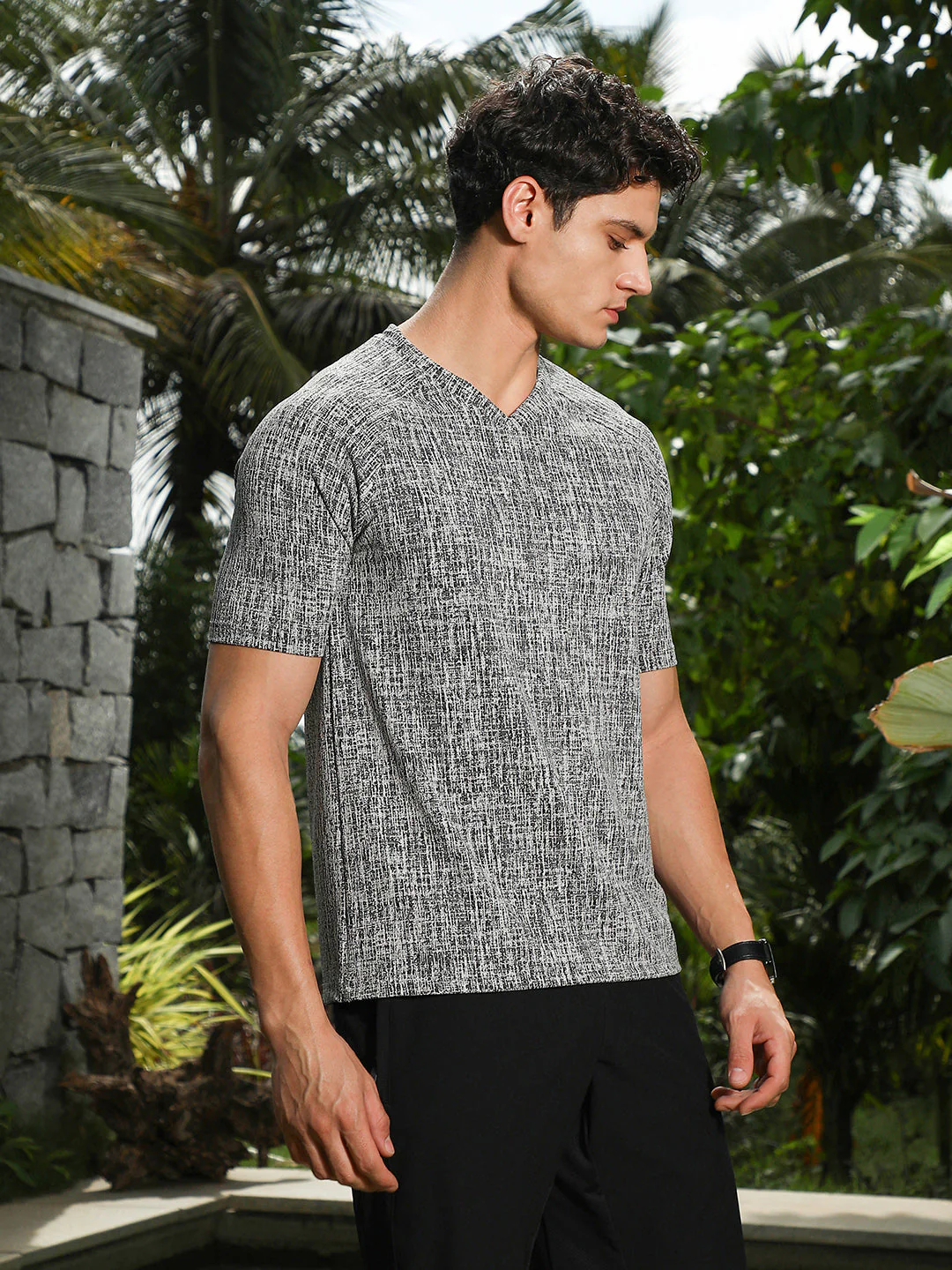 Coin Grey & Midnight Black Contrast-Heathered Knitted T-Shirt - Image 3