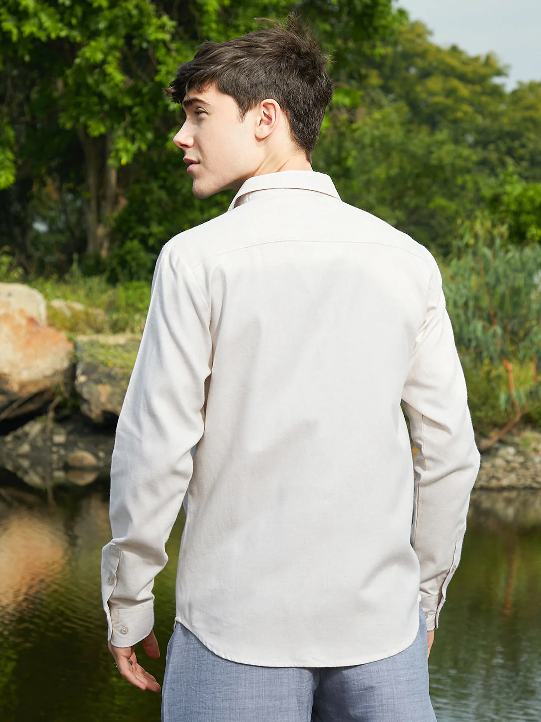 Solid Regular Shirt - Image 4