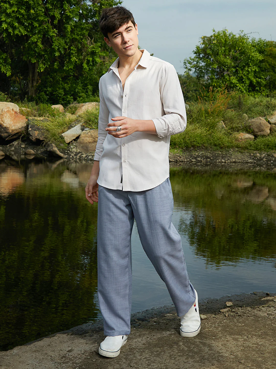 Solid Regular Shirt - Image 5