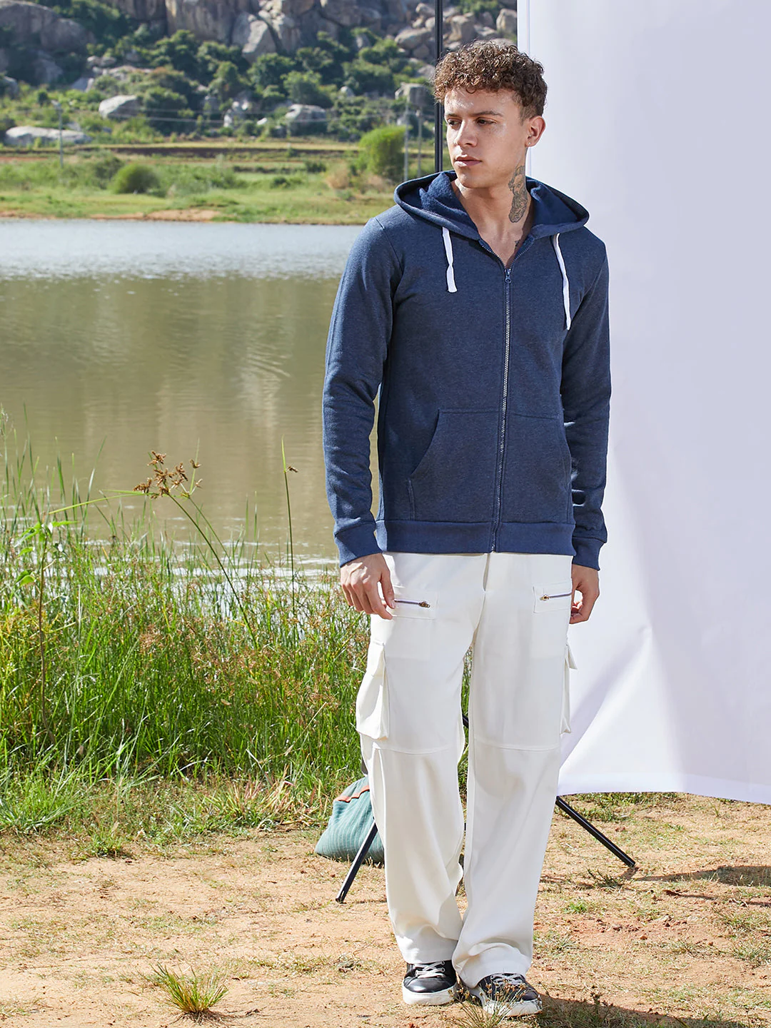 Zip-Front Hoodie With Contrast Drawstring - Image 5