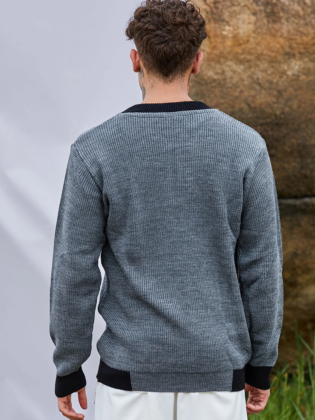 Zip-Front Knitted Jacket - Image 4