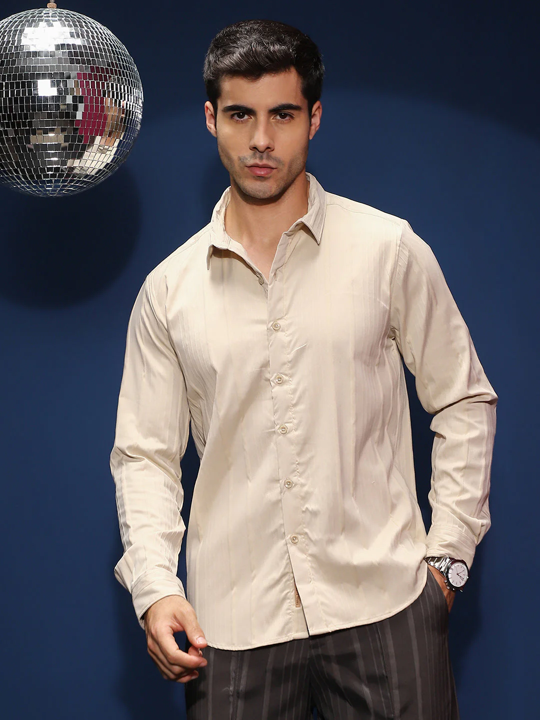 Unbalanced-Ridge Relaxed Shirt - Image 2