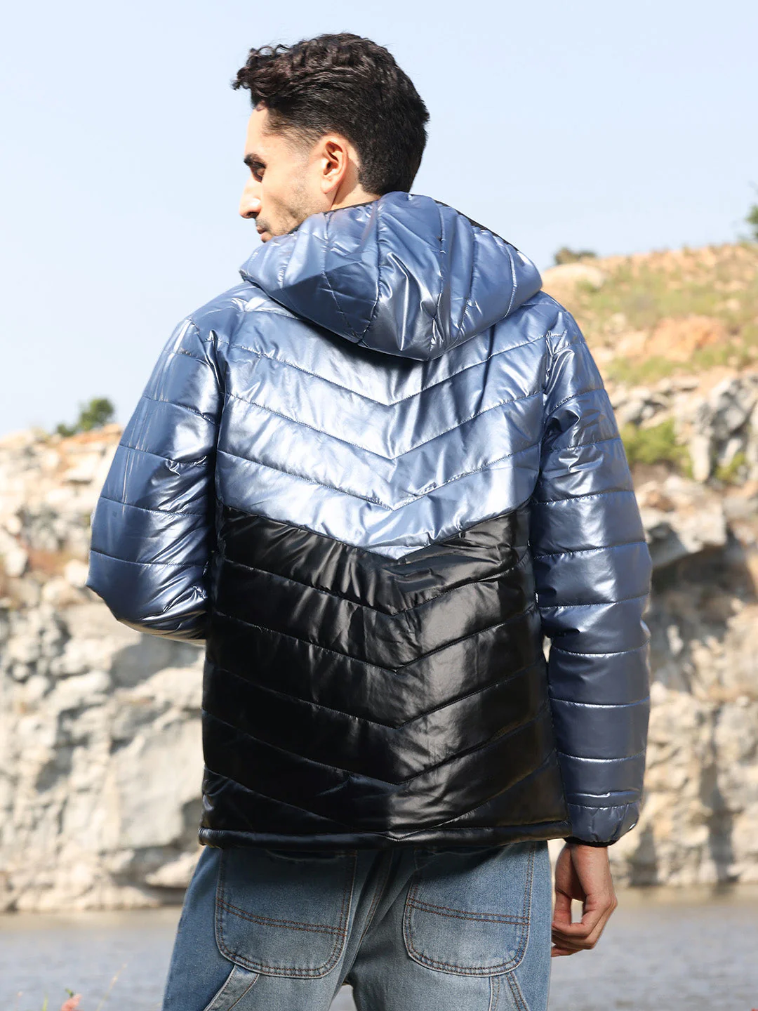 Metallic Quilted Puffer Jacket - Image 4