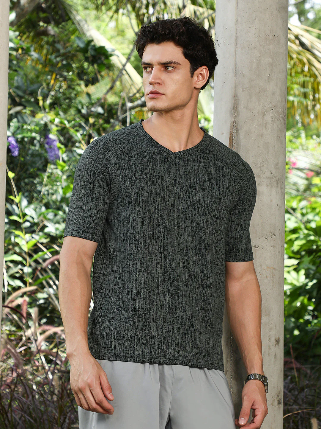 Emerald Green & Midnight Black Contrast-Heathered Knitted T-Shirt - Image 2