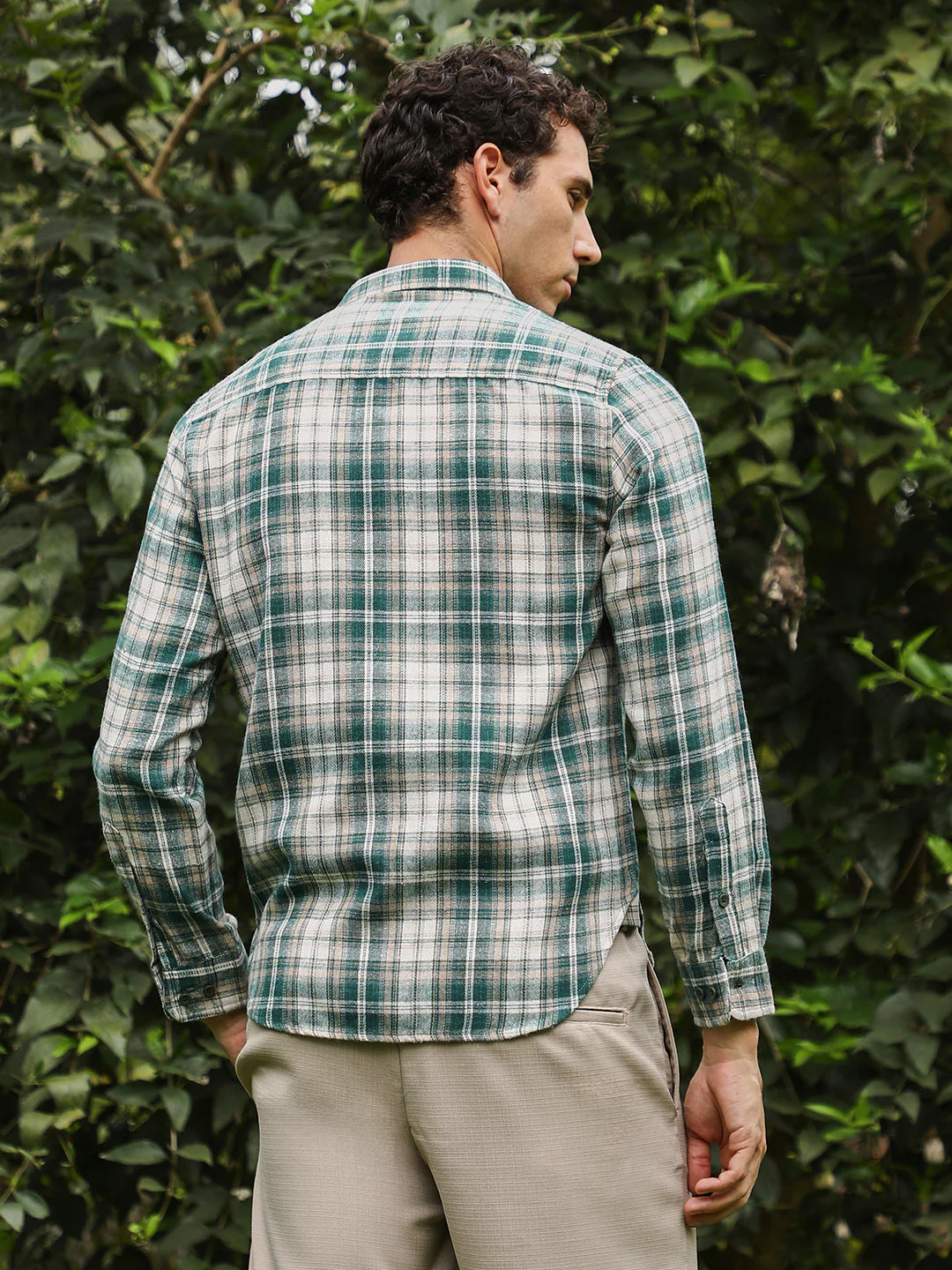 Button-Down Ombre-Plaid Shirt - Image 4