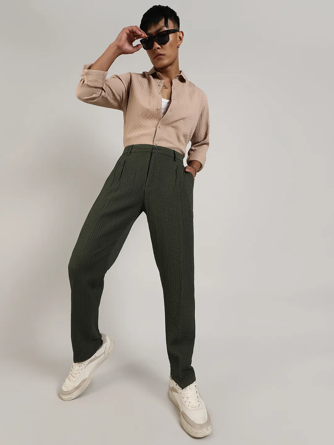 Lightweight - Textured Graph Check Trousers - Image 6