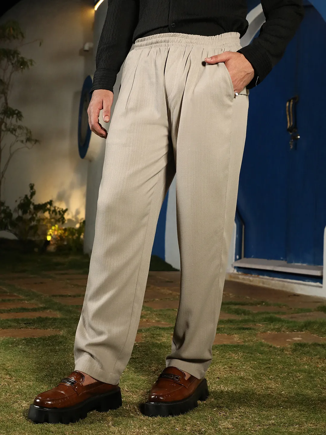 Lightweight - Tailored Linen-Blend Trousers - Image 3