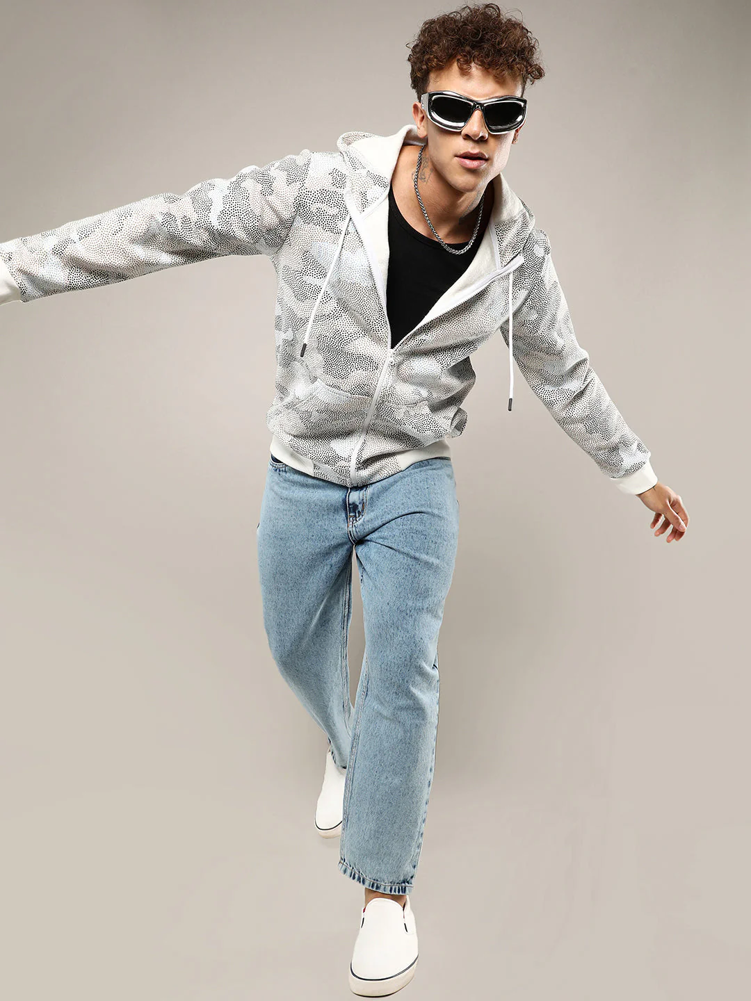 Abstract Dotted Sweatshirt - Image 6