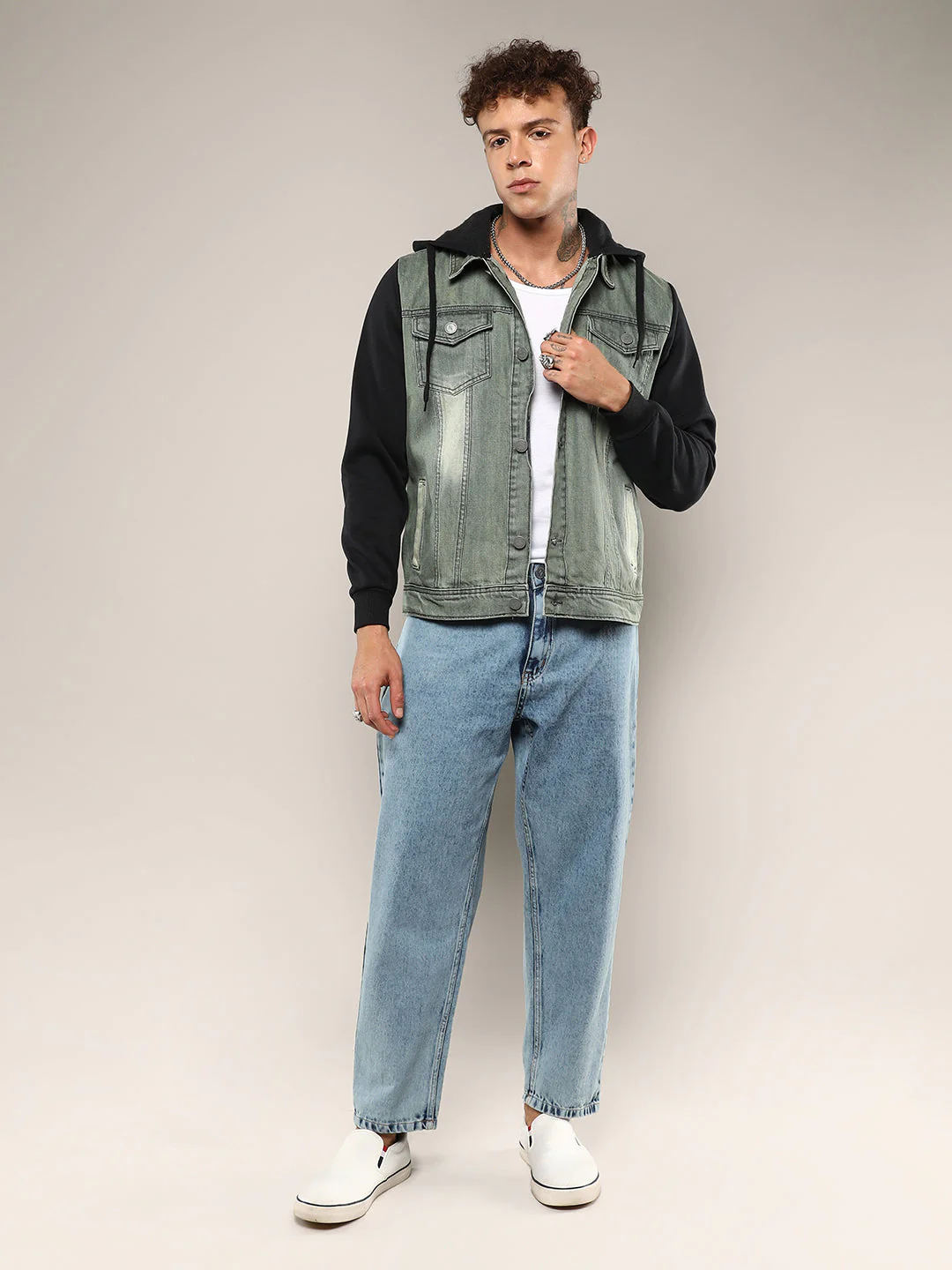 Light-Wash Denim Jacket With Sweatshirt Sleeve - Image 5
