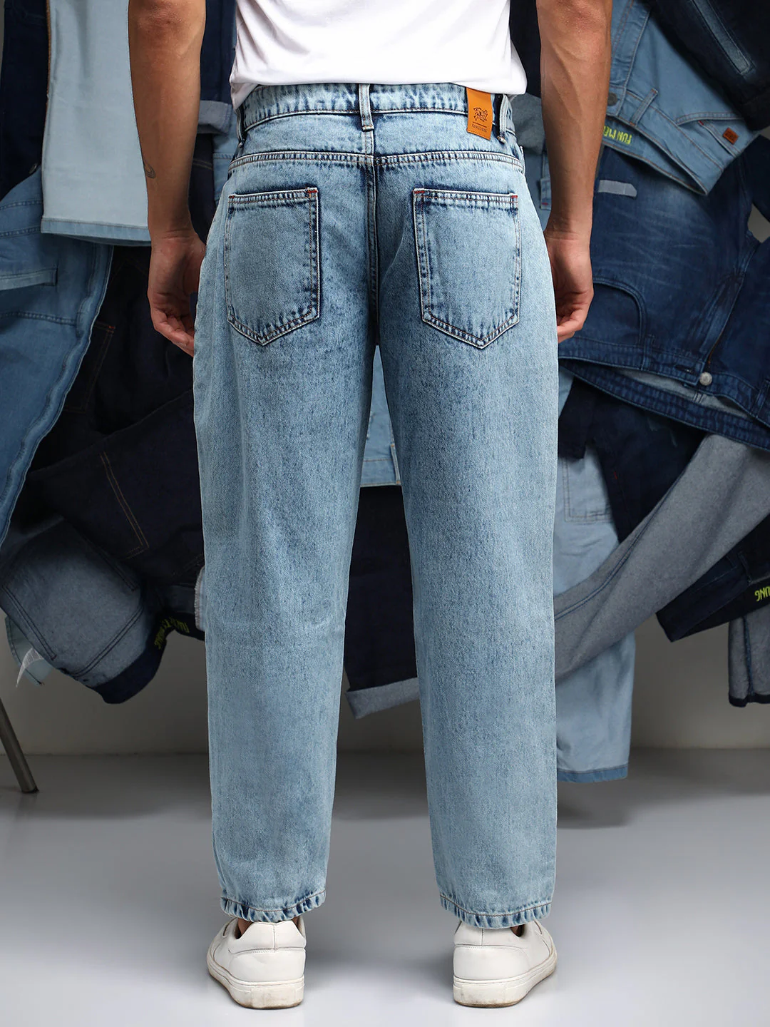 Acid-Wash Straight-Fit Denim Jeans - Image 4