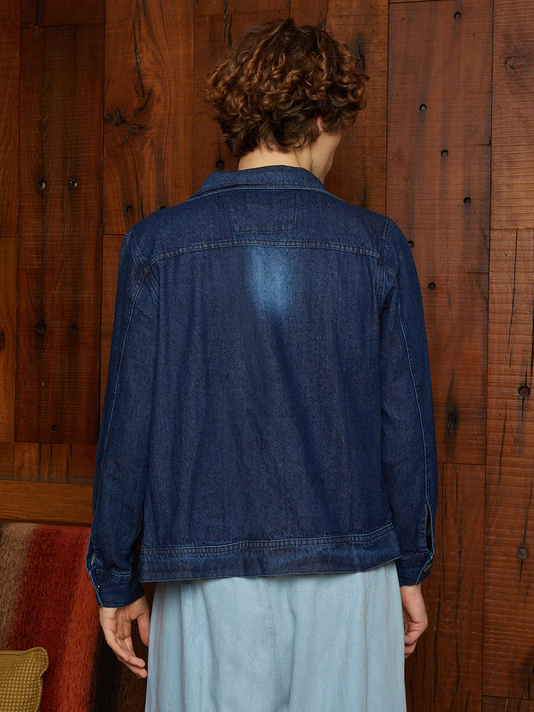 Medium-Wash Relaxed Denim Jacket - Image 4