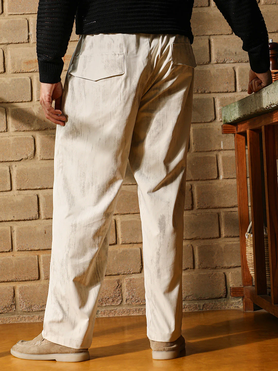Gazed-Imprint Relaxed Trousers - Image 4