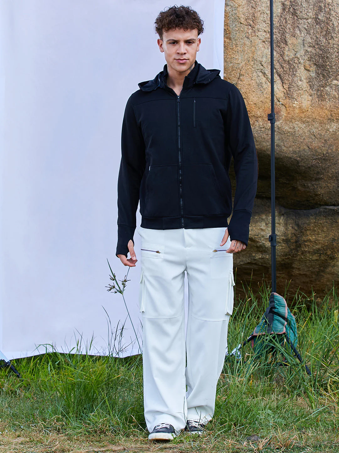 Men's Zip-Front Travel Hoodie Sweatshirt - Image 5