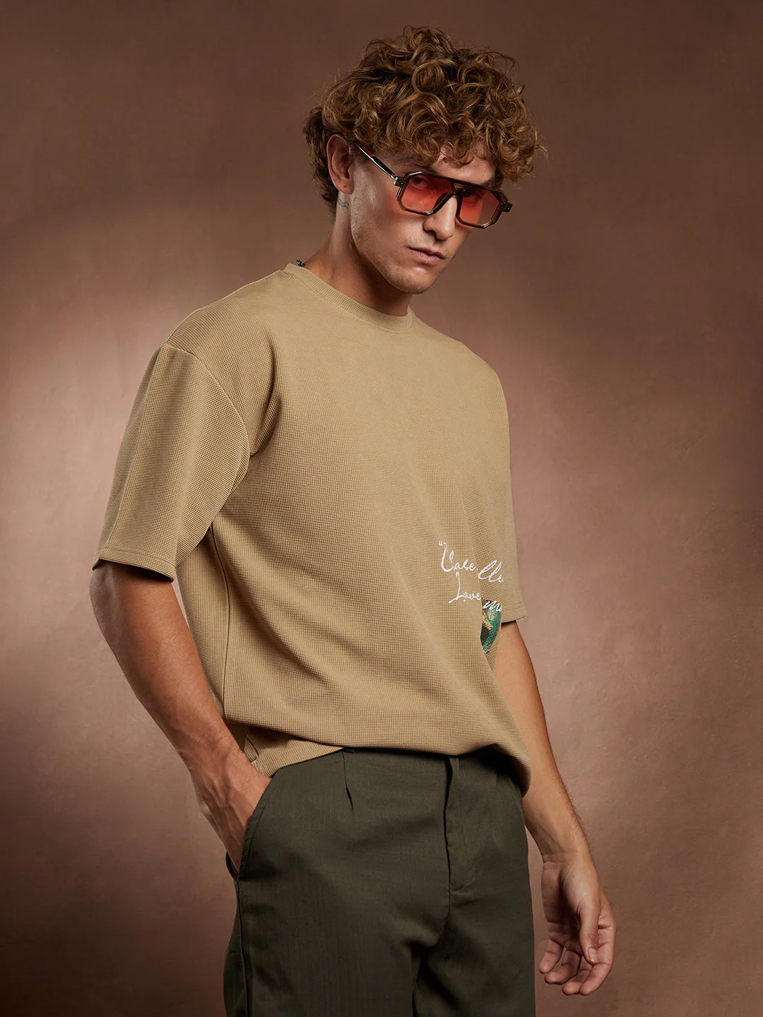 Boxy Grecian-Modernism T-Shirt - Image 3